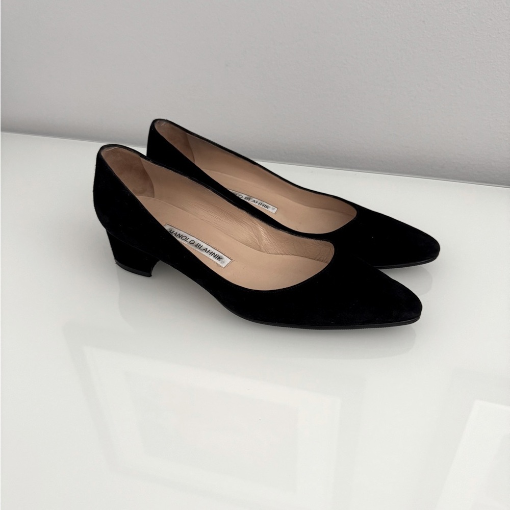Manolo Blahnik Suede Pumps